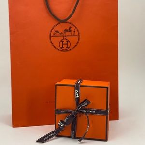 Hermes empty box with shopping bag for decoration